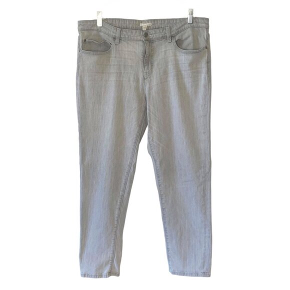 •SOLD•EILEEN FISHER Washed Light Gray Mid-Rise Ankle-Length Tapered Leg Jeans 14 - Picture 2 of 7